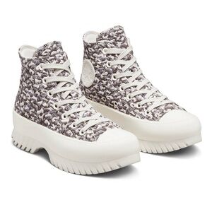 NWT CONVERSE Chuck Taylor All Star Lugged 2.0 Jacquard in Sand Dune Sz. 6 W / 4M